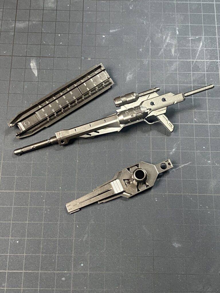 武装類　エアブラシ塗装後