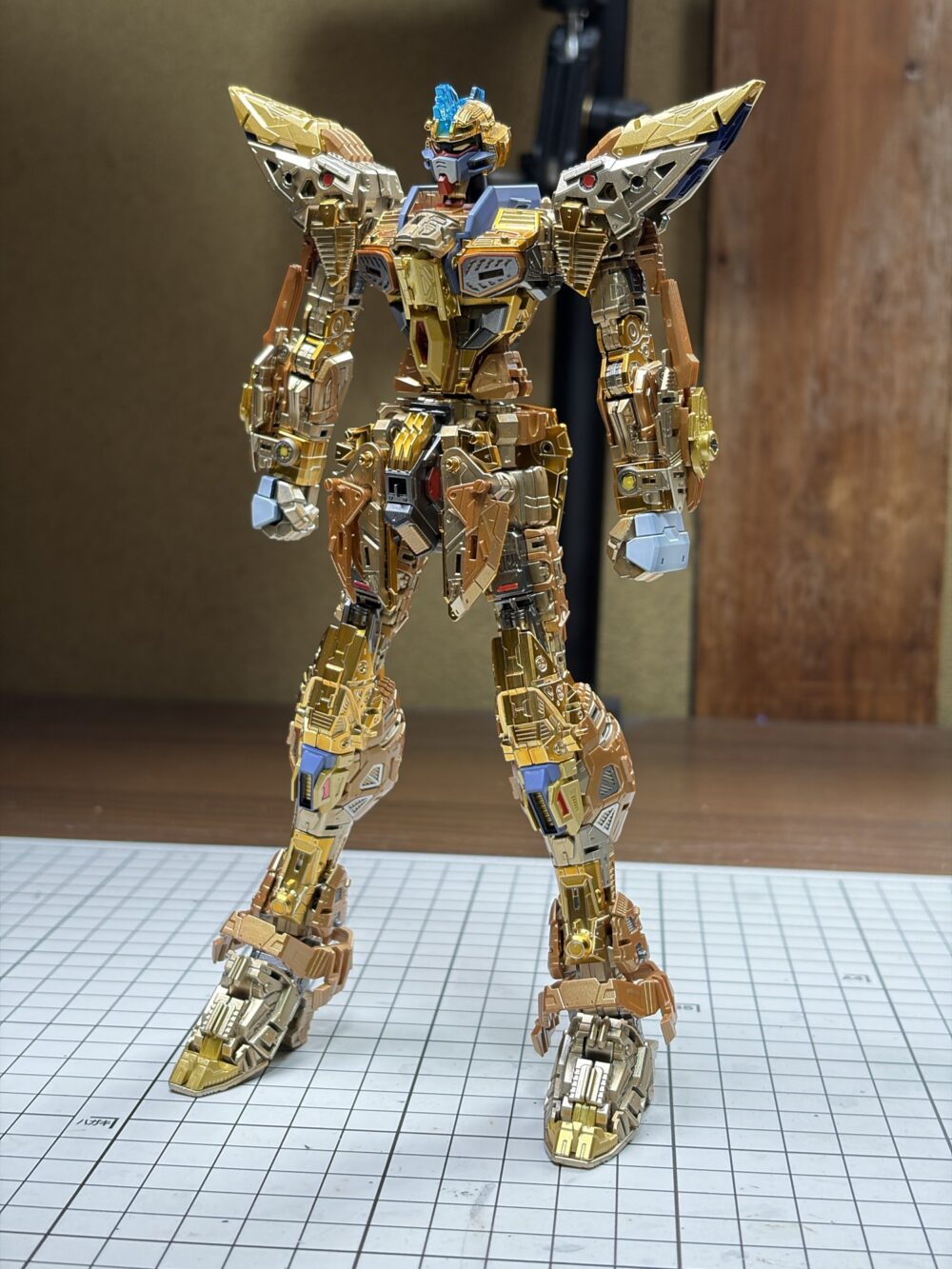 MGEXストライクフリーダム 塗装後フレーム全身と金の塗り分け